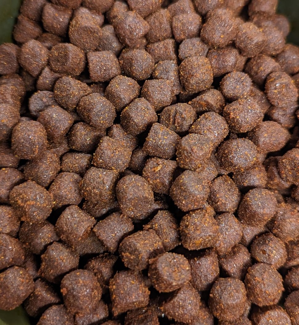 Pandemic Floating Pellets – 11mm